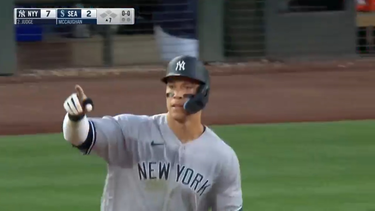Yankees' Aaron Judge tallies his 2ND homer against Mariners to extend lead